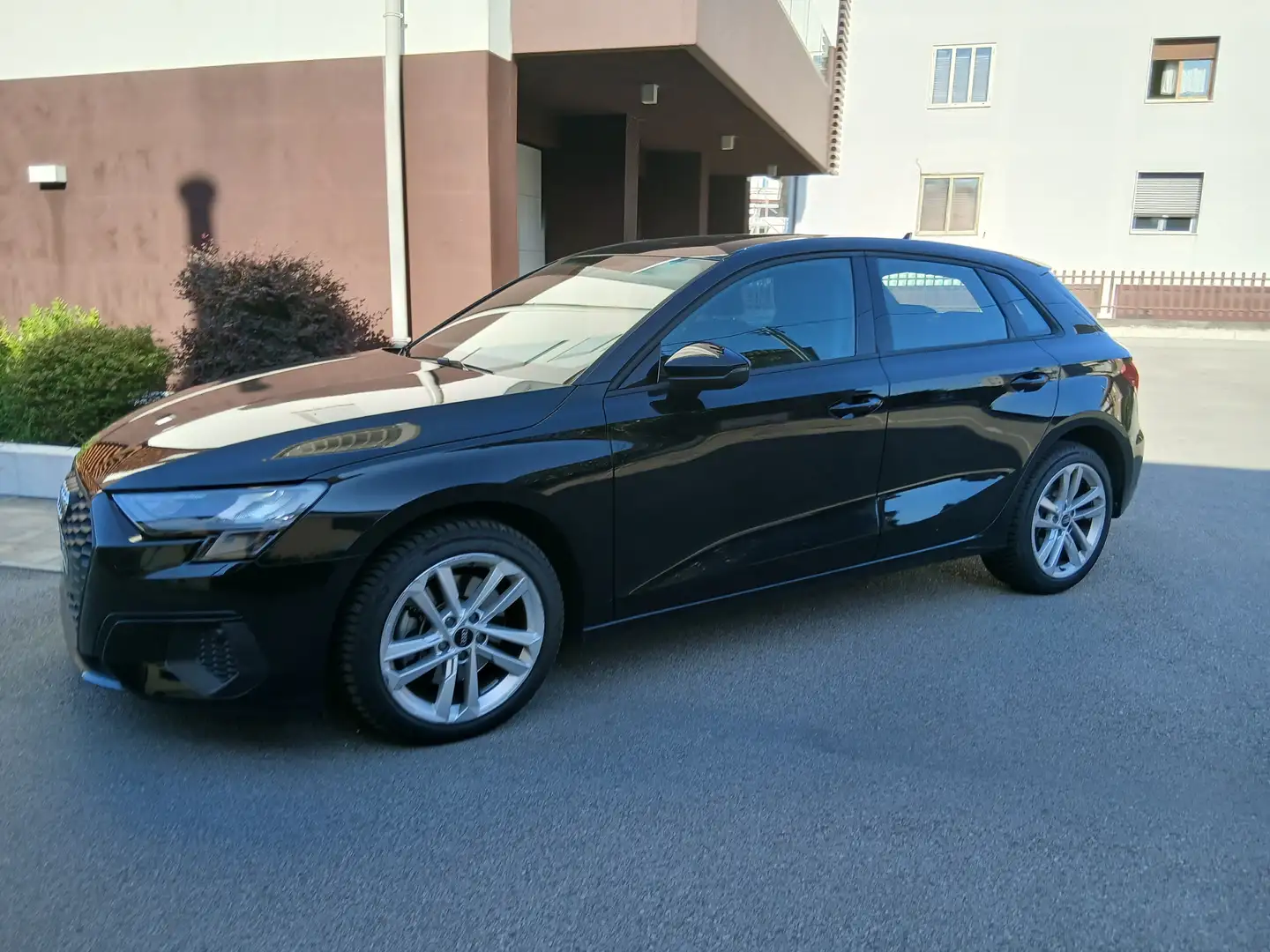 Audi A3 35 2.0 tdi Busines S-tronic tua a € 312 mese Nero - 1