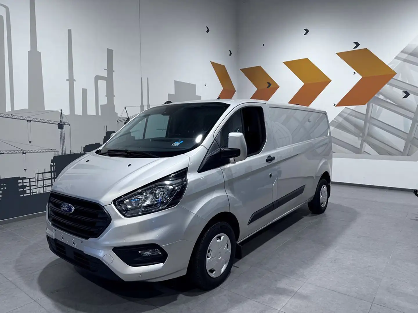 Ford Transit Custom L2H1 300L - 2.0 TDCI 130pk - € 18 Argent - 2