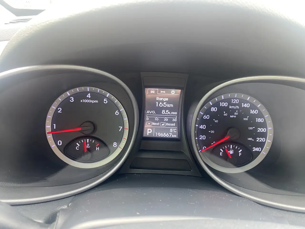 Hyundai SANTA FE снимка Hyundai SANTA FE