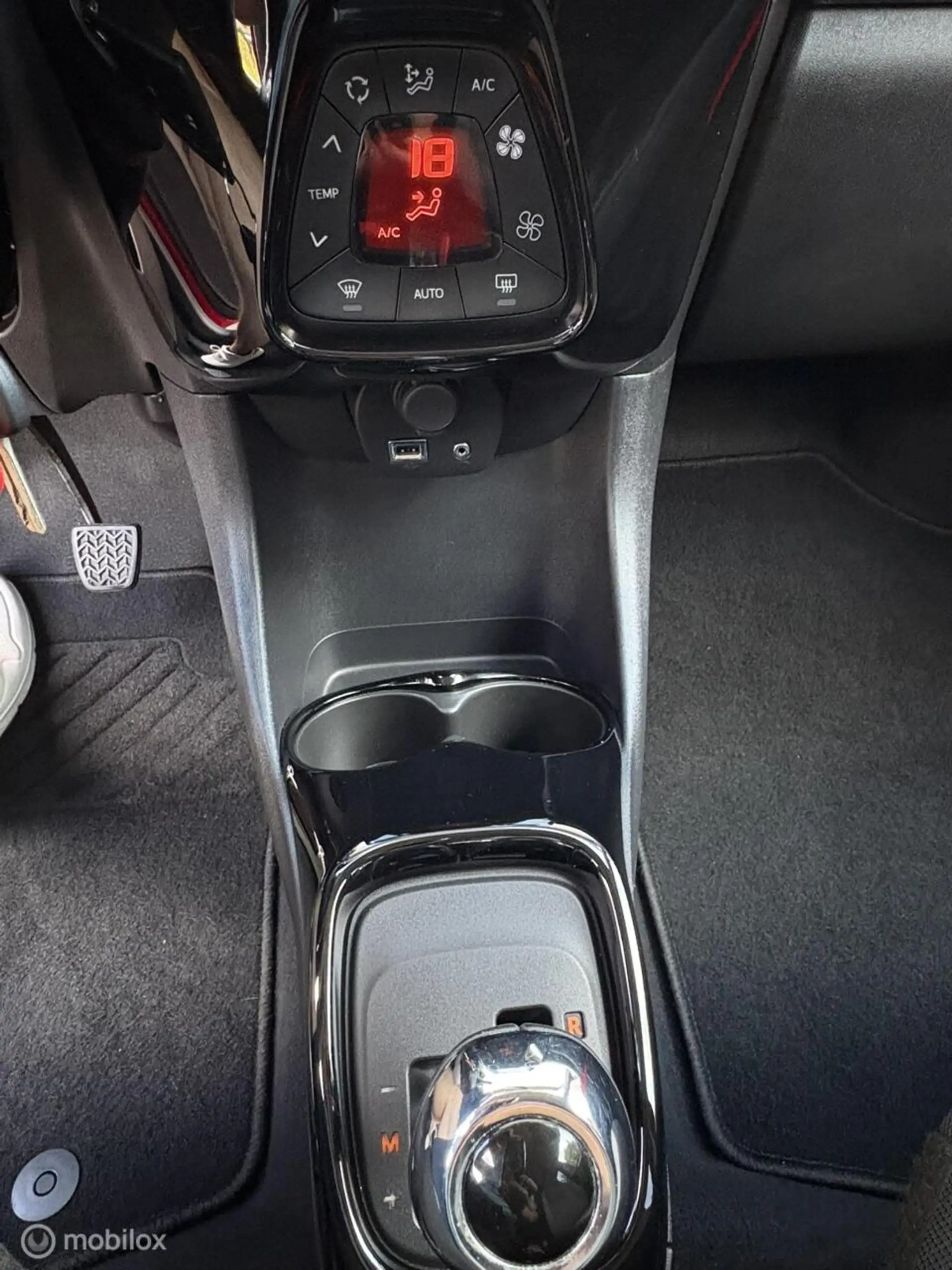 Citroen C1 1.0 VTi Shine*VELG*ISOFIX*CLIMA*1e EIG*NIEUWSTAAT — photo 11