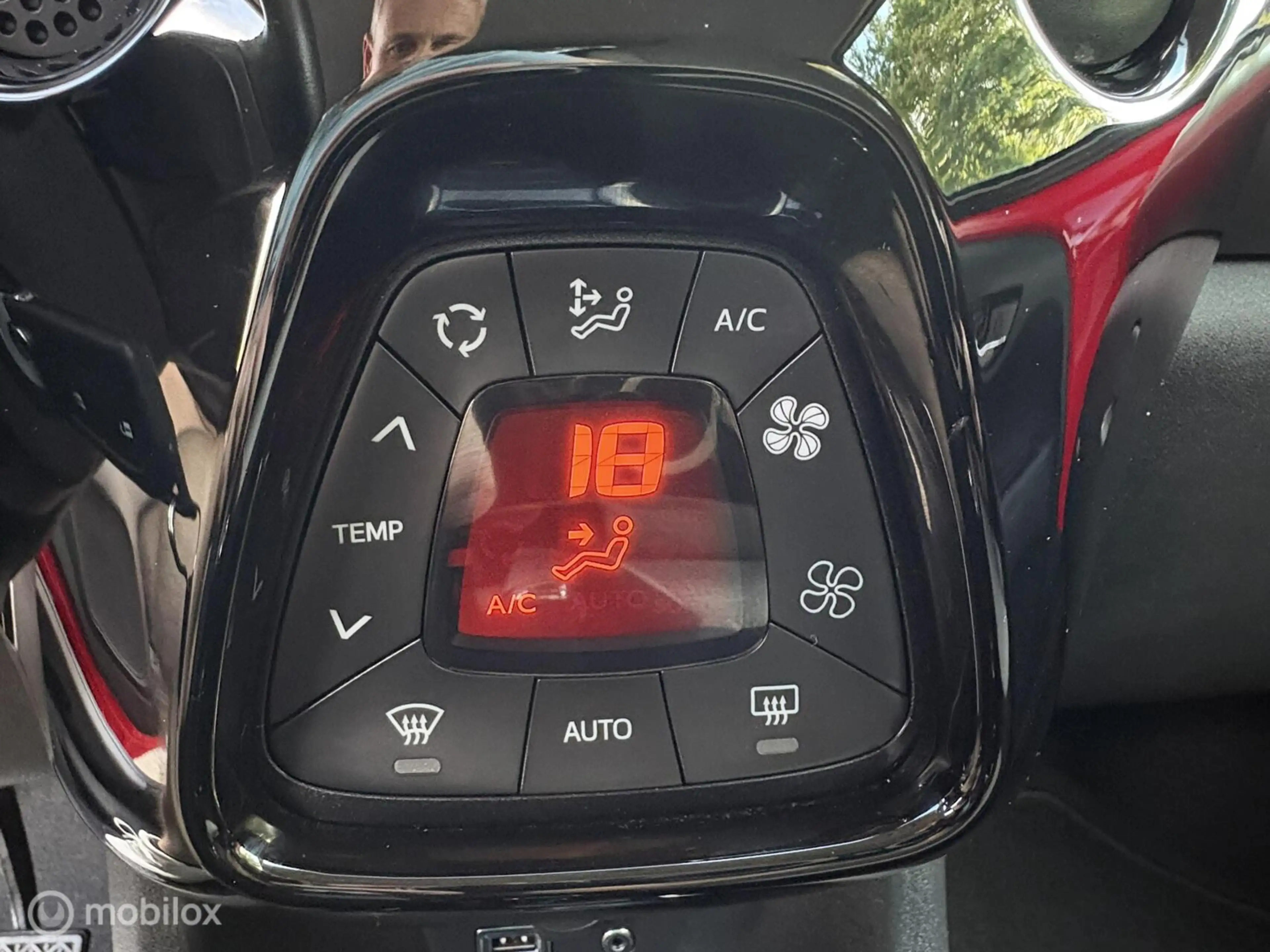 Citroen C1 1.0 VTi Shine*VELG*ISOFIX*CLIMA*1e EIG*NIEUWSTAAT — photo 10