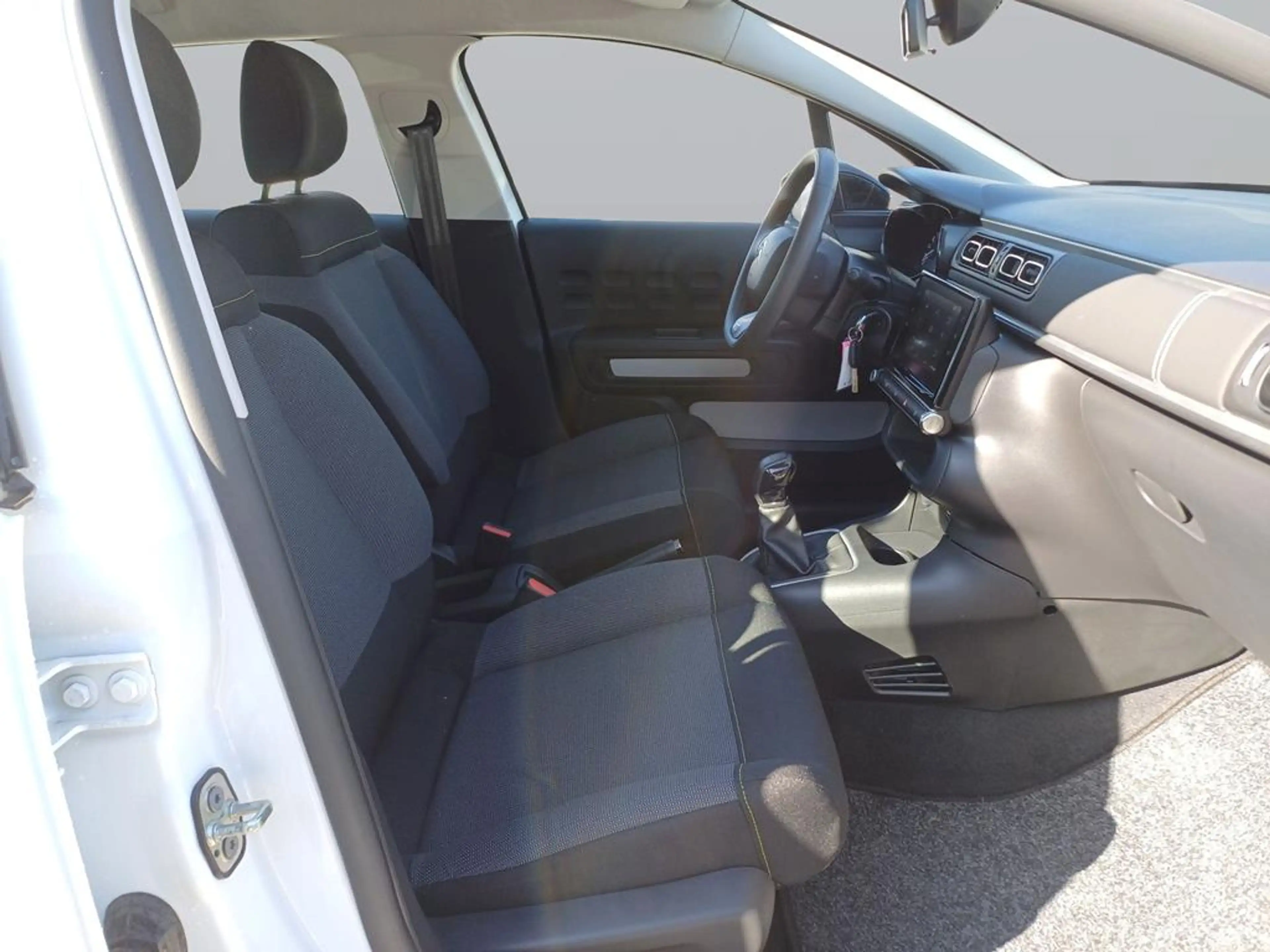 Citroen C3 PureTech 83 S&S C-Series — photo 13
