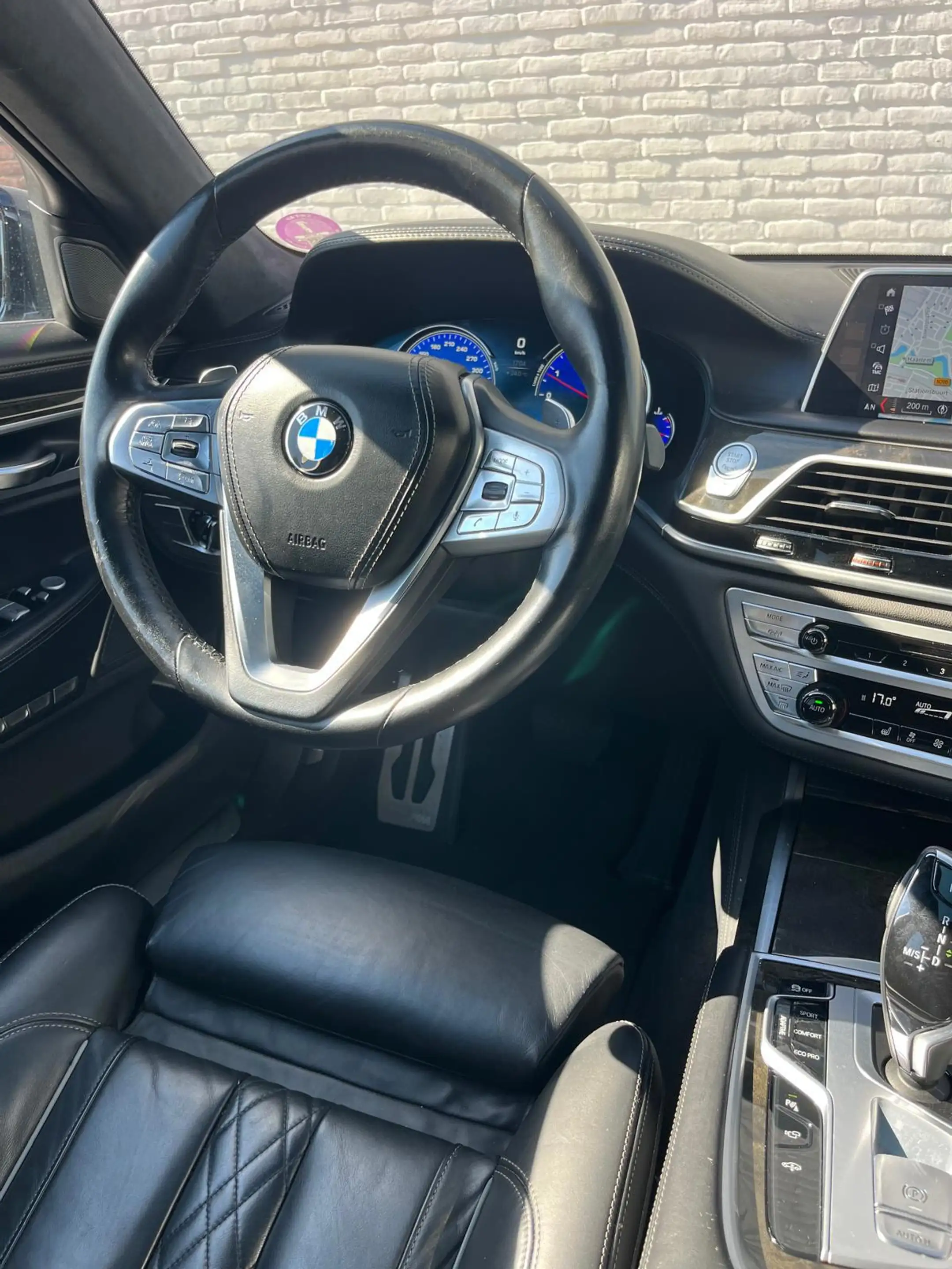 BMW 750 7-serie 750i xDrive High Executive — photo 12