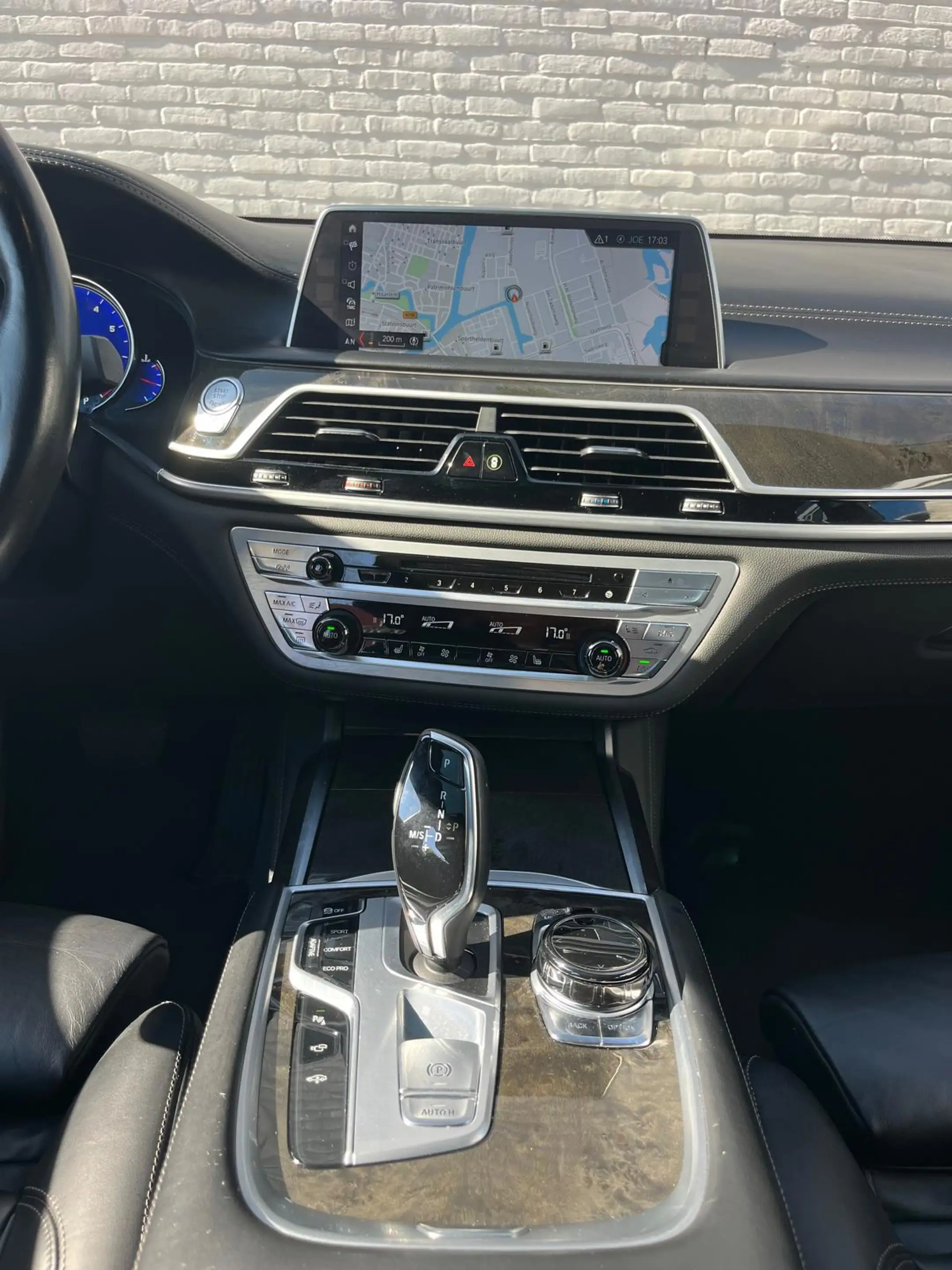 BMW 750 7-serie 750i xDrive High Executive — photo 14