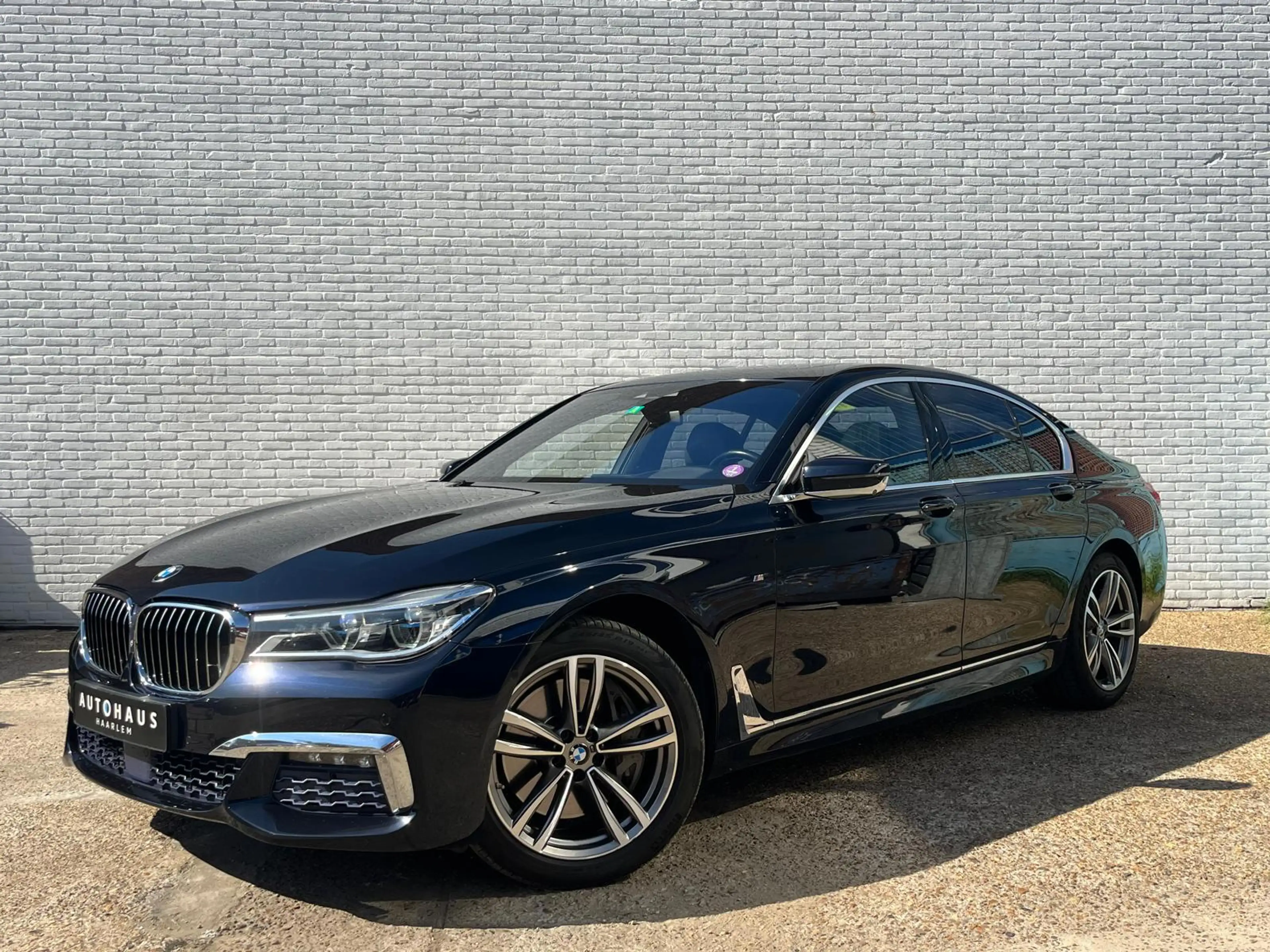 BMW 750 7-serie 750i xDrive High Executive