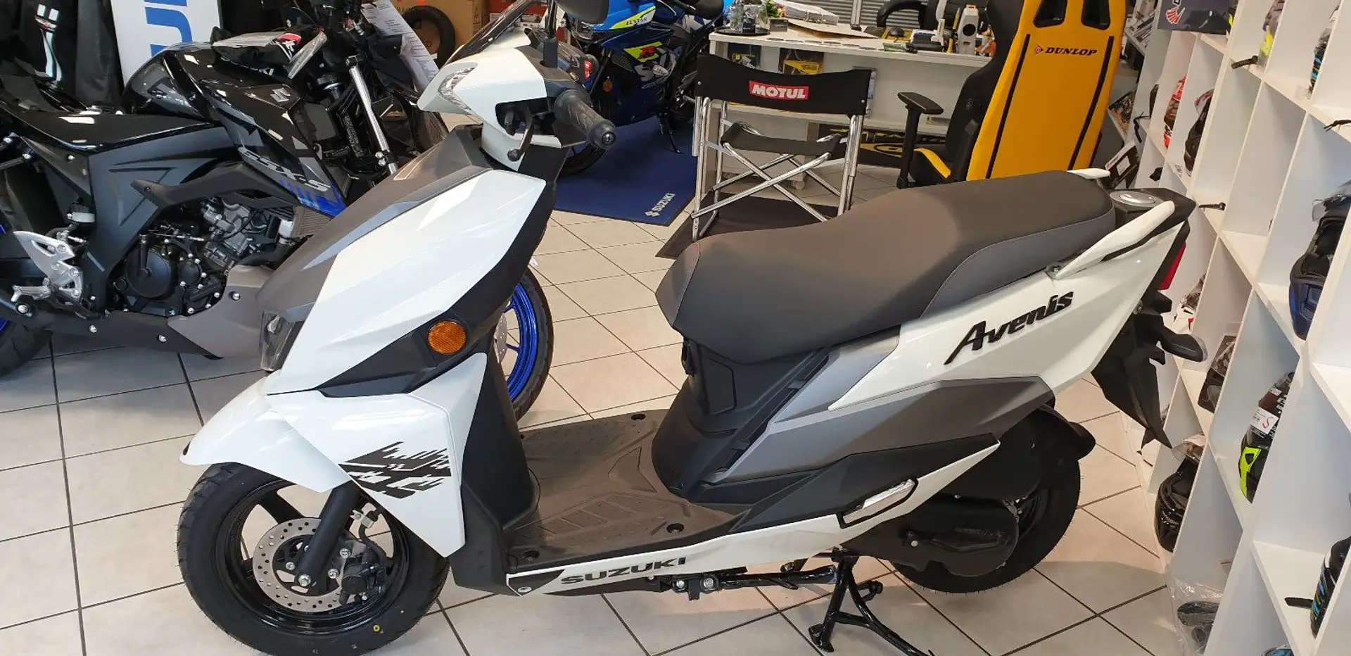 Suzuki Avenis 125 weiß Blanc - 1