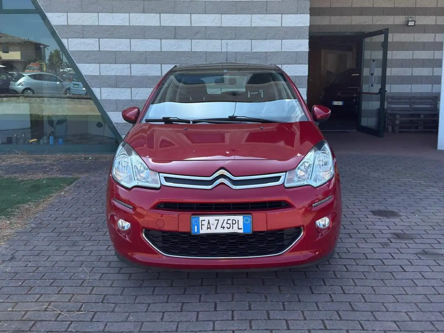 Citroen C3 C3 II 2009 1.2 puretech Seduction 82cv E6 Rood - 1