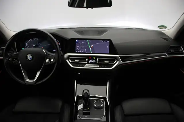 BMW 3 Series view 2