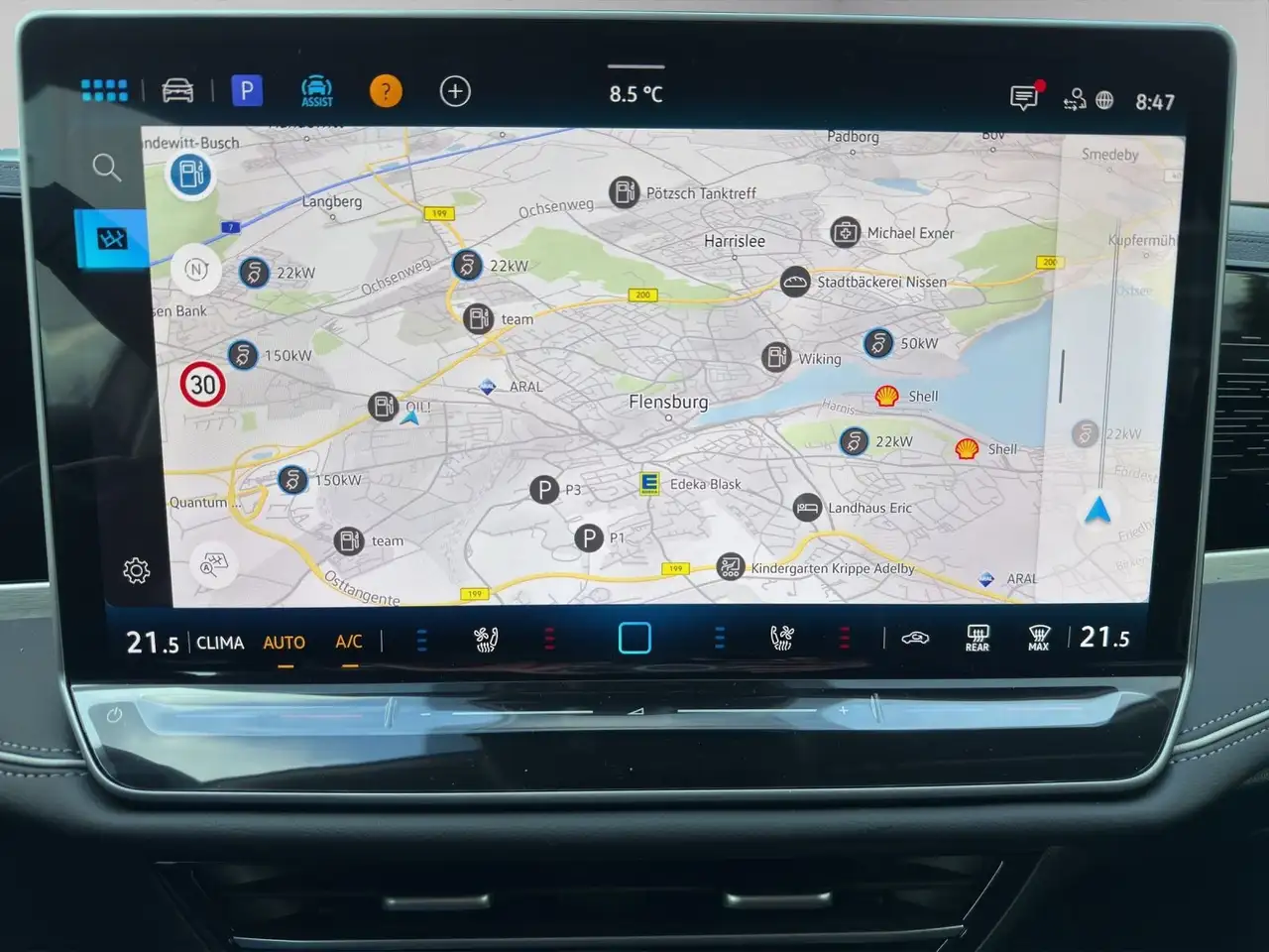 Volkswagen Passat Variant Elegance 1.5 eTSI DSG ACC+AHK+NAV 11