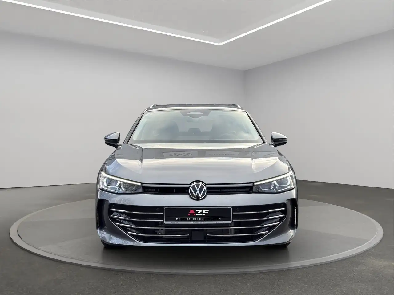 Volkswagen Passat Variant Elegance 1.5 eTSI DSG ACC+AHK+NAV 6