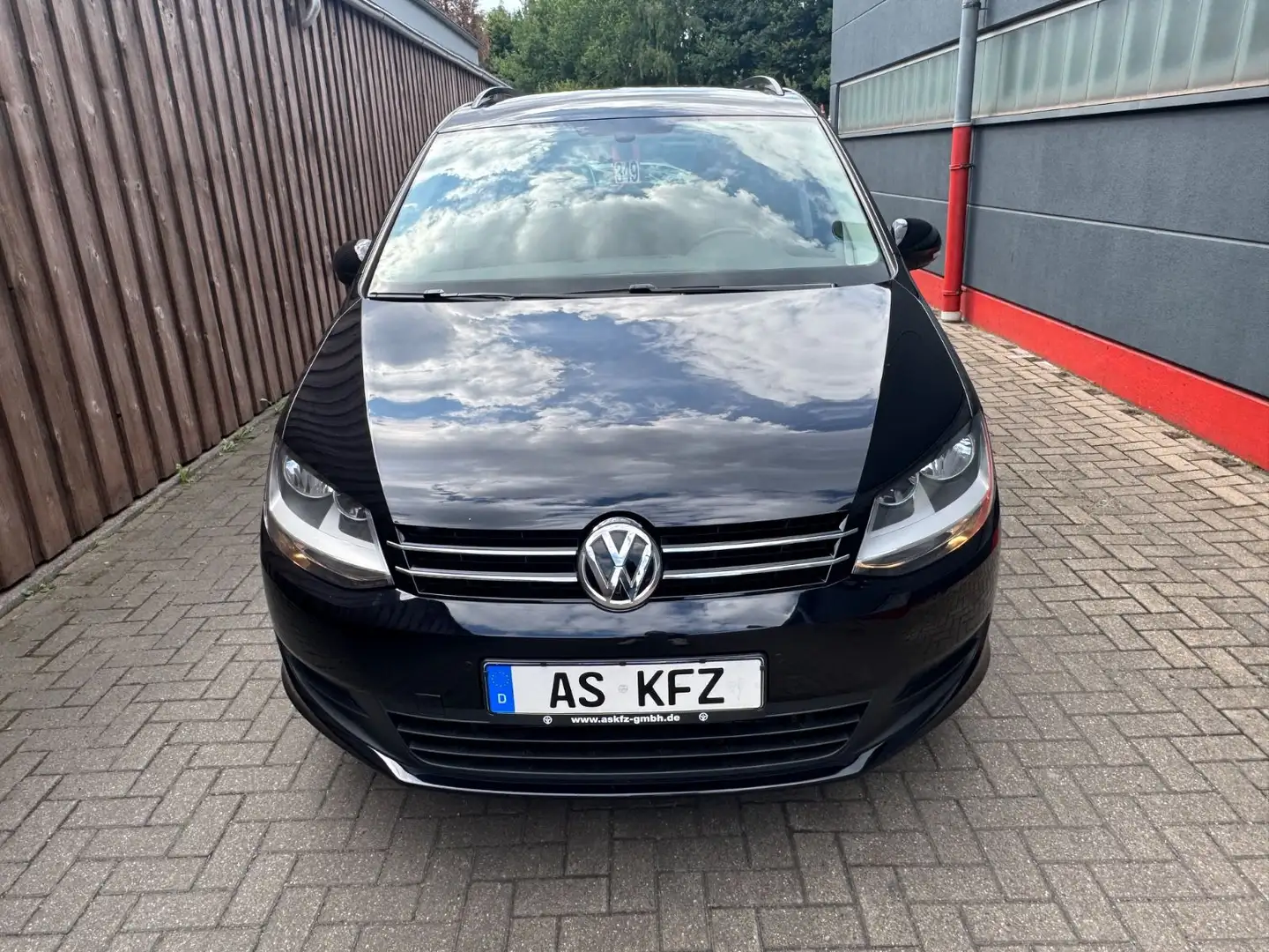 Volkswagen Sharan Trendline Alu´s KLIMA SHZ TÜV NEU 7 SITZE Nero - 2