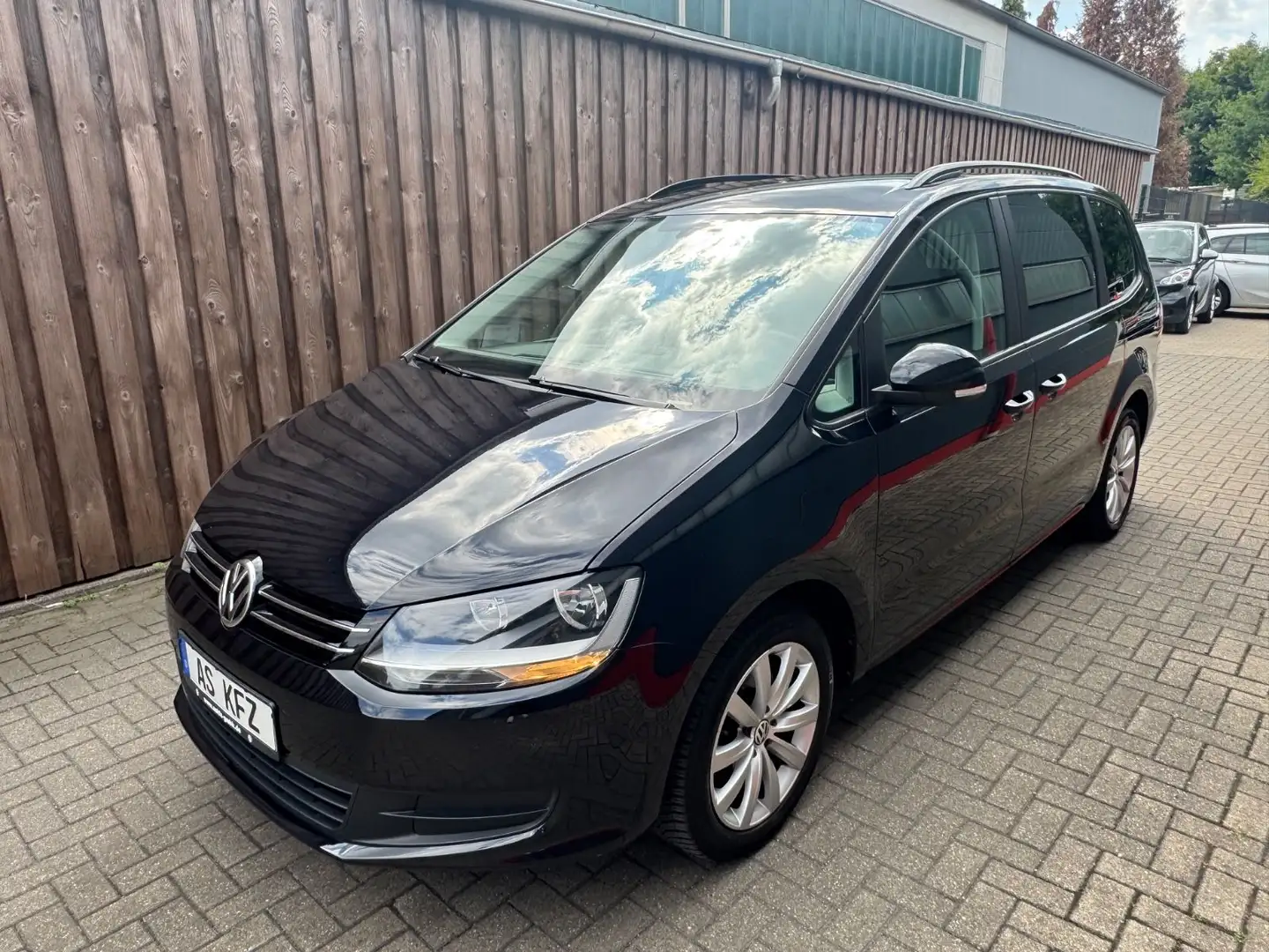 Volkswagen Sharan Trendline Alu´s KLIMA SHZ TÜV NEU 7 SITZE Nero - 1