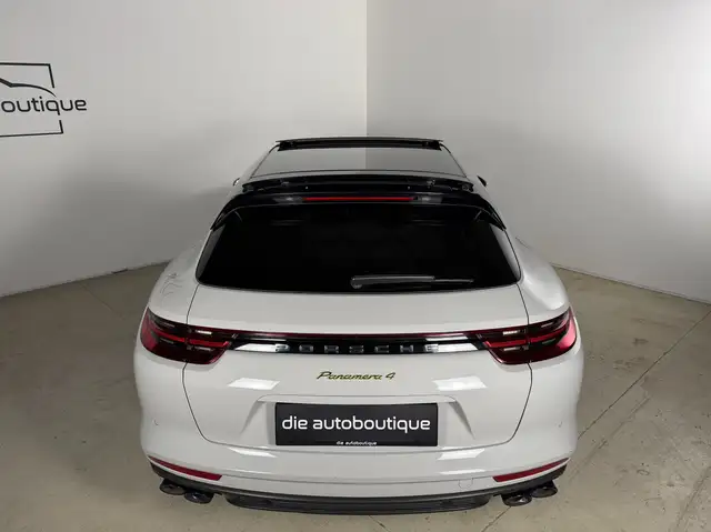 Porsche Panamera 4 E-Hybrid Sport Turismo // APPROVED // Kreide // Ansicht 8
