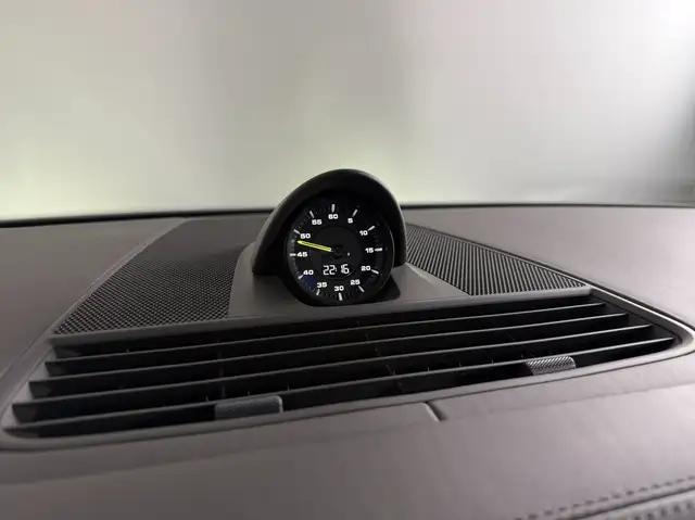 Porsche Panamera 4 E-Hybrid Sport Turismo // APPROVED // Kreide // Ansicht 26