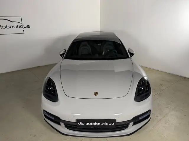 Porsche Panamera 4 E-Hybrid Sport Turismo // APPROVED // Kreide // Ansicht 4