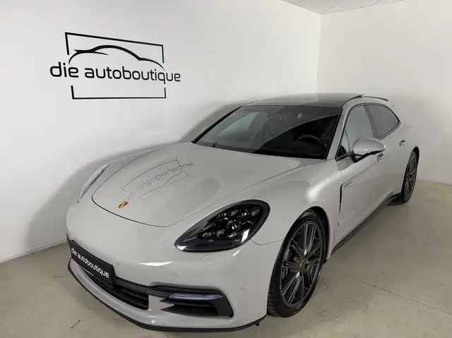 Porsche Panamera 4 E-Hybrid Sport Turismo // APPROVED // Kreide // Ansicht 2