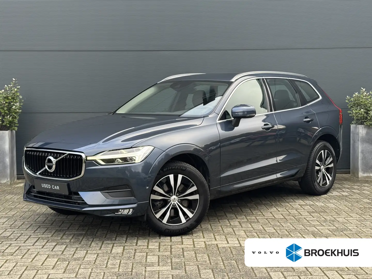 Volvo XC60 2.0 T5 Momentum | Sportstoel | Trekhaak | Keyless Bleu - 1