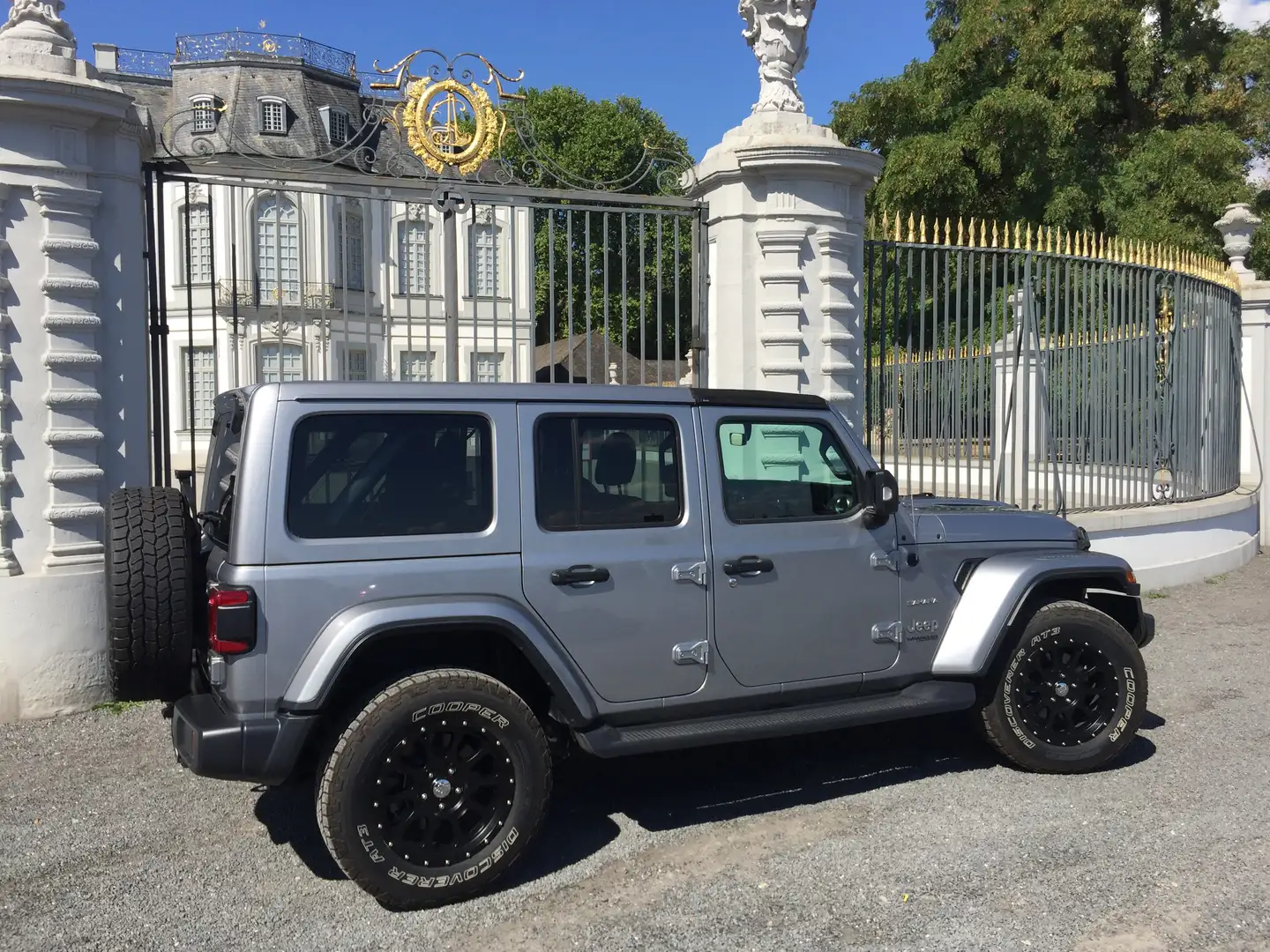 Jeep Wrangler Unlimited 2.2 CRDi Hardtop AWD Automatik Sahara Серебристый - 2