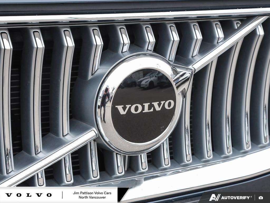 2024 Volvo XC90 B6 AWD Core Bright Theme 7-Seater thumb 9