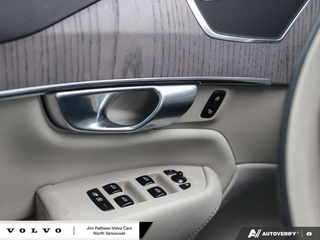 2024 Volvo XC90 B6 AWD Core Bright Theme 7-Seater thumb 17