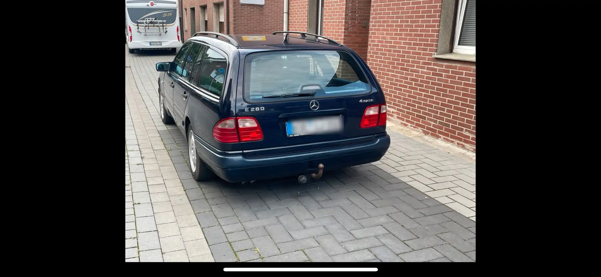 Mercedes-Benz E 280 T 4-Matic Classic W210 Blau - 1