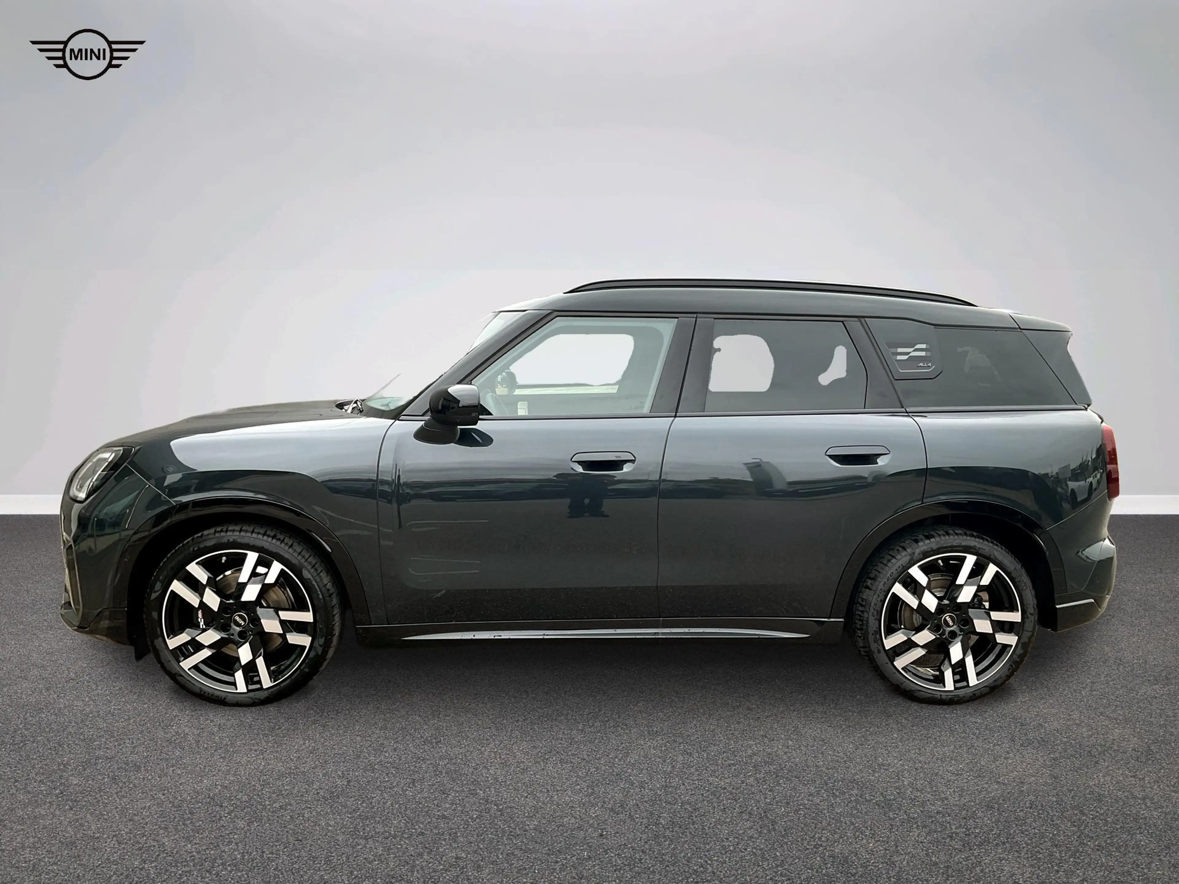MINI Countryman S All4 John Cooper Works Trim — photo 3