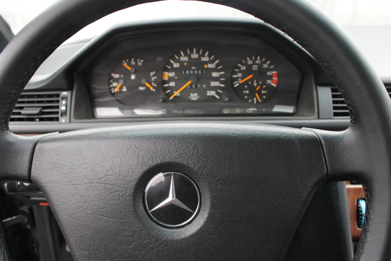 Mercedes-Benz CE 200, foto 4