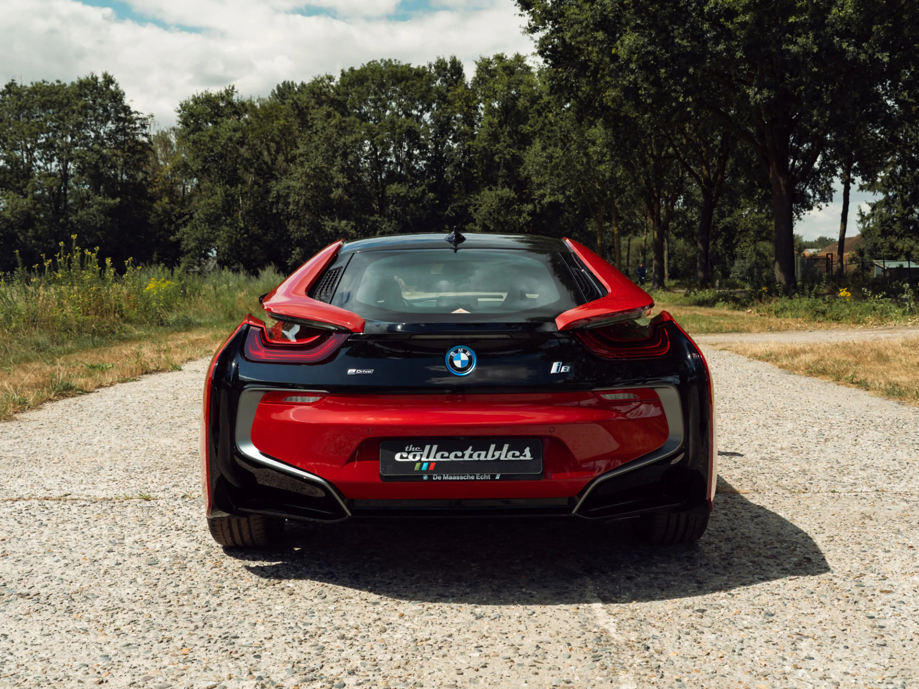 BMW i8 Protonic Red Edition — photo 6