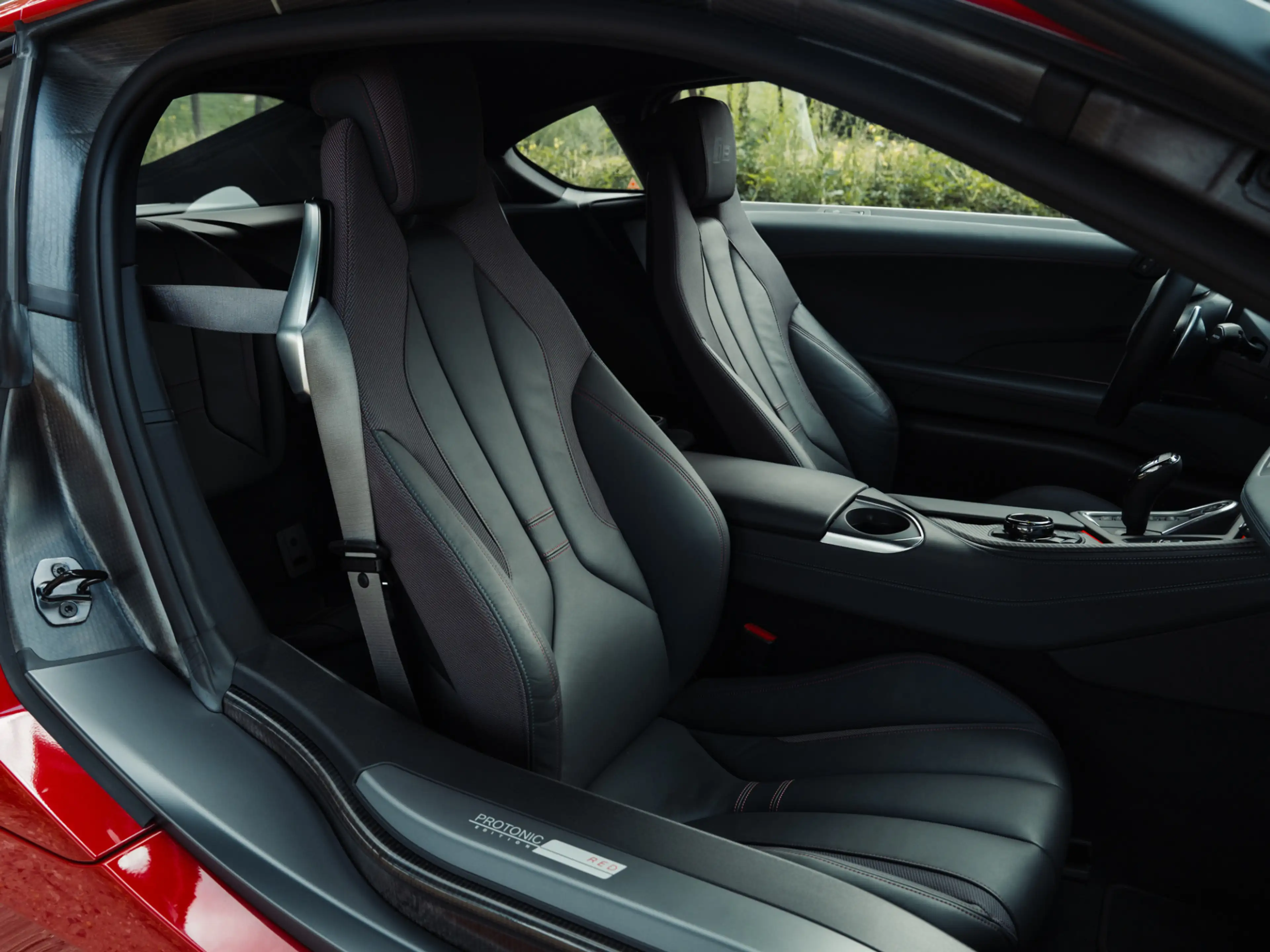 BMW i8 Protonic Red Edition — photo 13