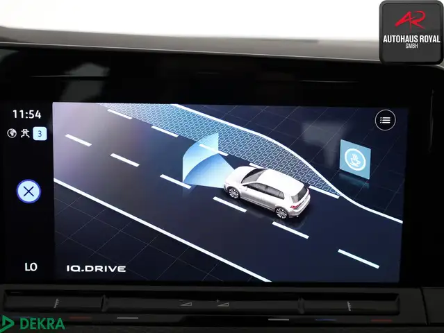 Volkswagen Golf view 17