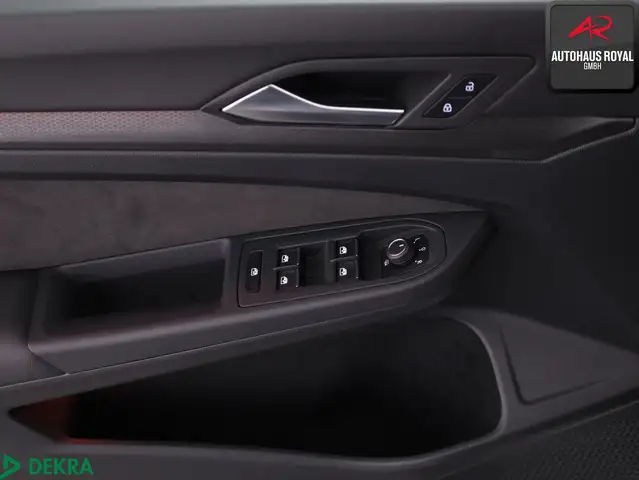Volkswagen Golf view 13