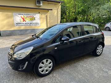 Corsa IV 2010 5p 1.2 Club