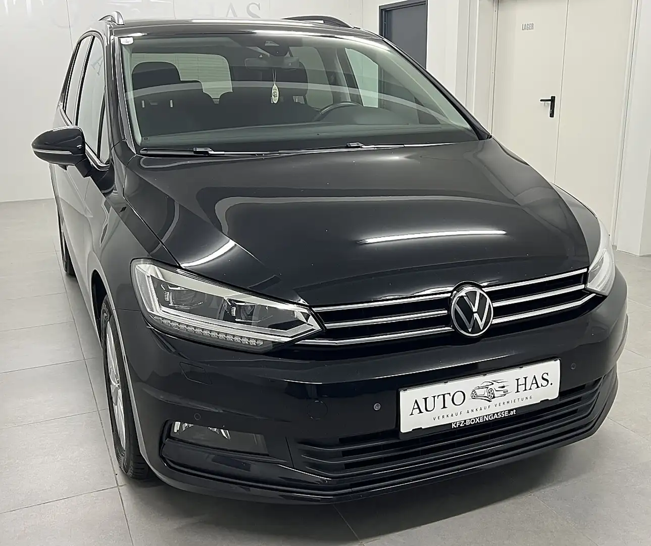 Volkswagen Touran Comfortline 2,0 SCR TDI *CarPlay*DAB+*AHK* Schwarz - 1