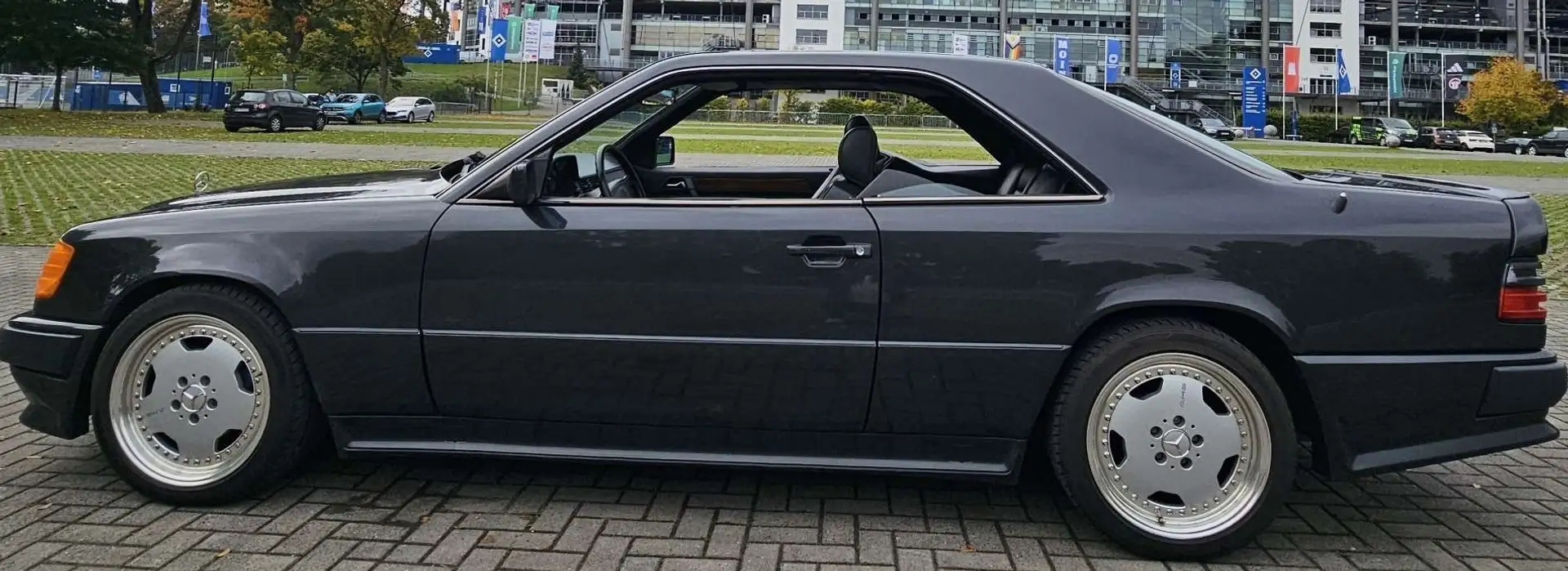 Mercedes-Benz E 36 AMG 300CE-24V 3.4 Negru - 1