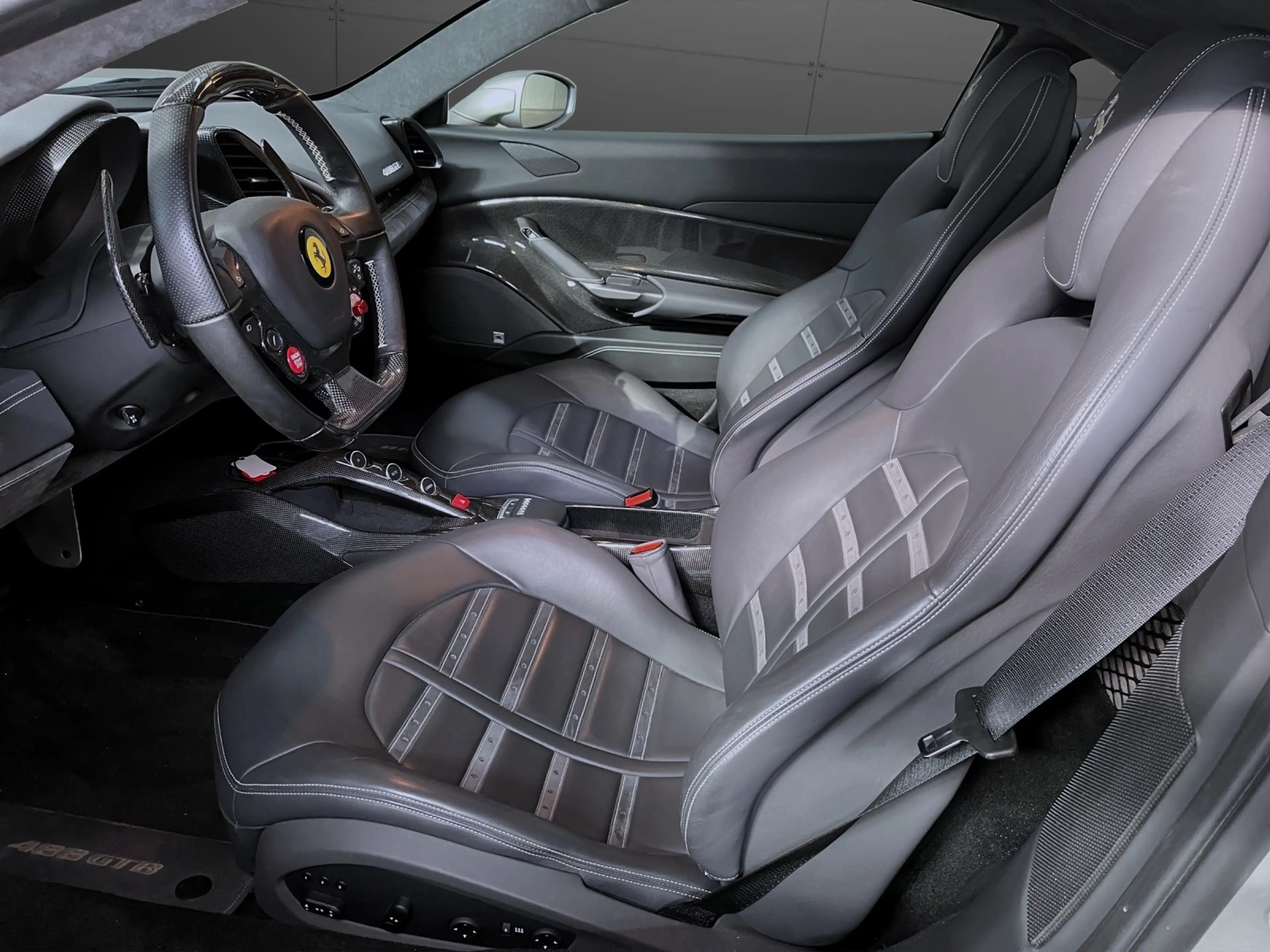 Ferrari 488 Coupé *UVP: € 438.000,-* — photo 10