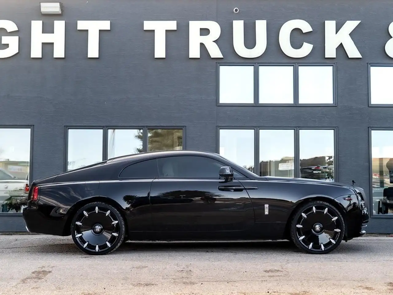 Rolls-Royce Wraith снимка Rolls-Royce Wraith