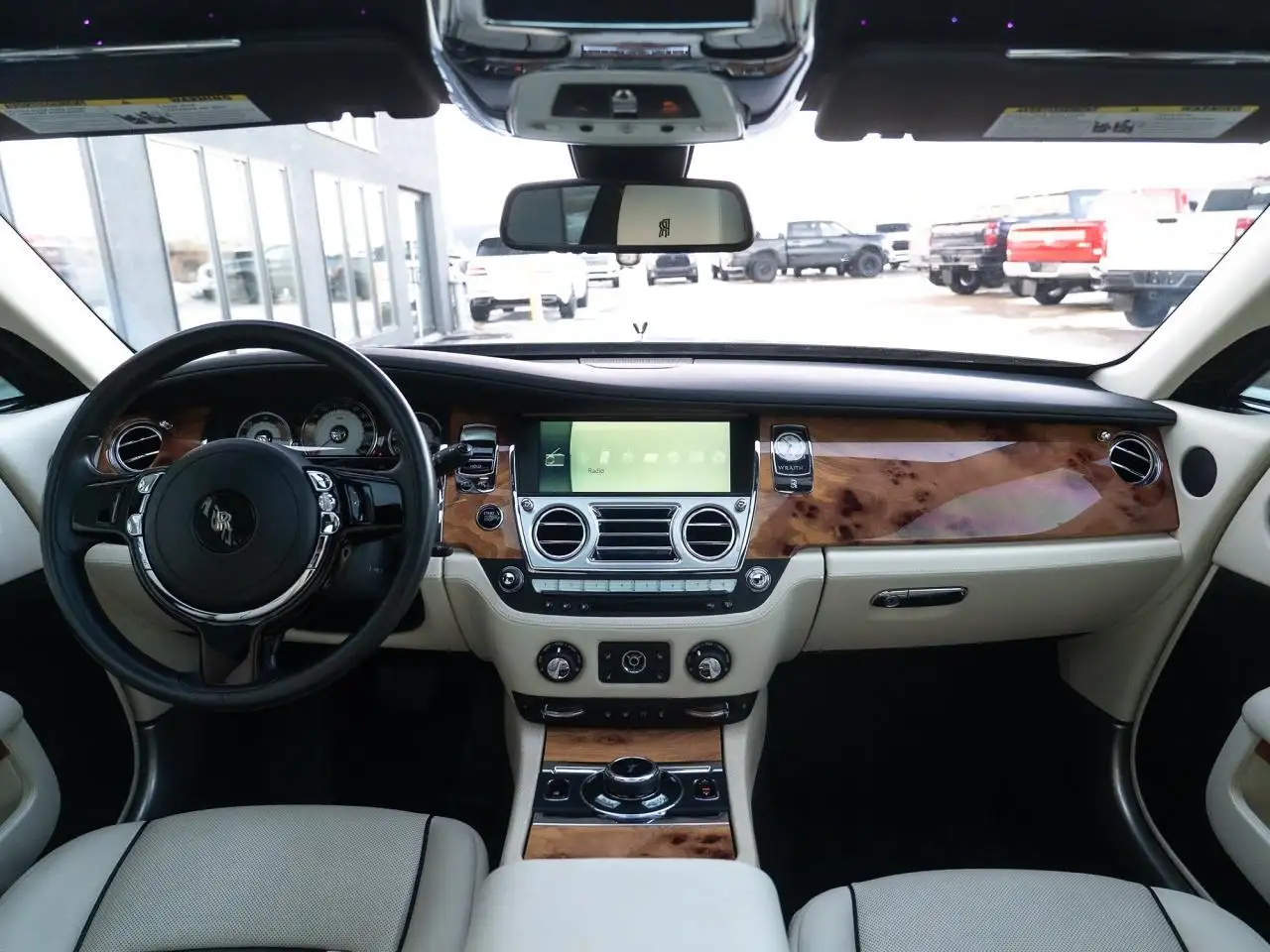 Rolls-Royce Wraith снимка Rolls-Royce Wraith