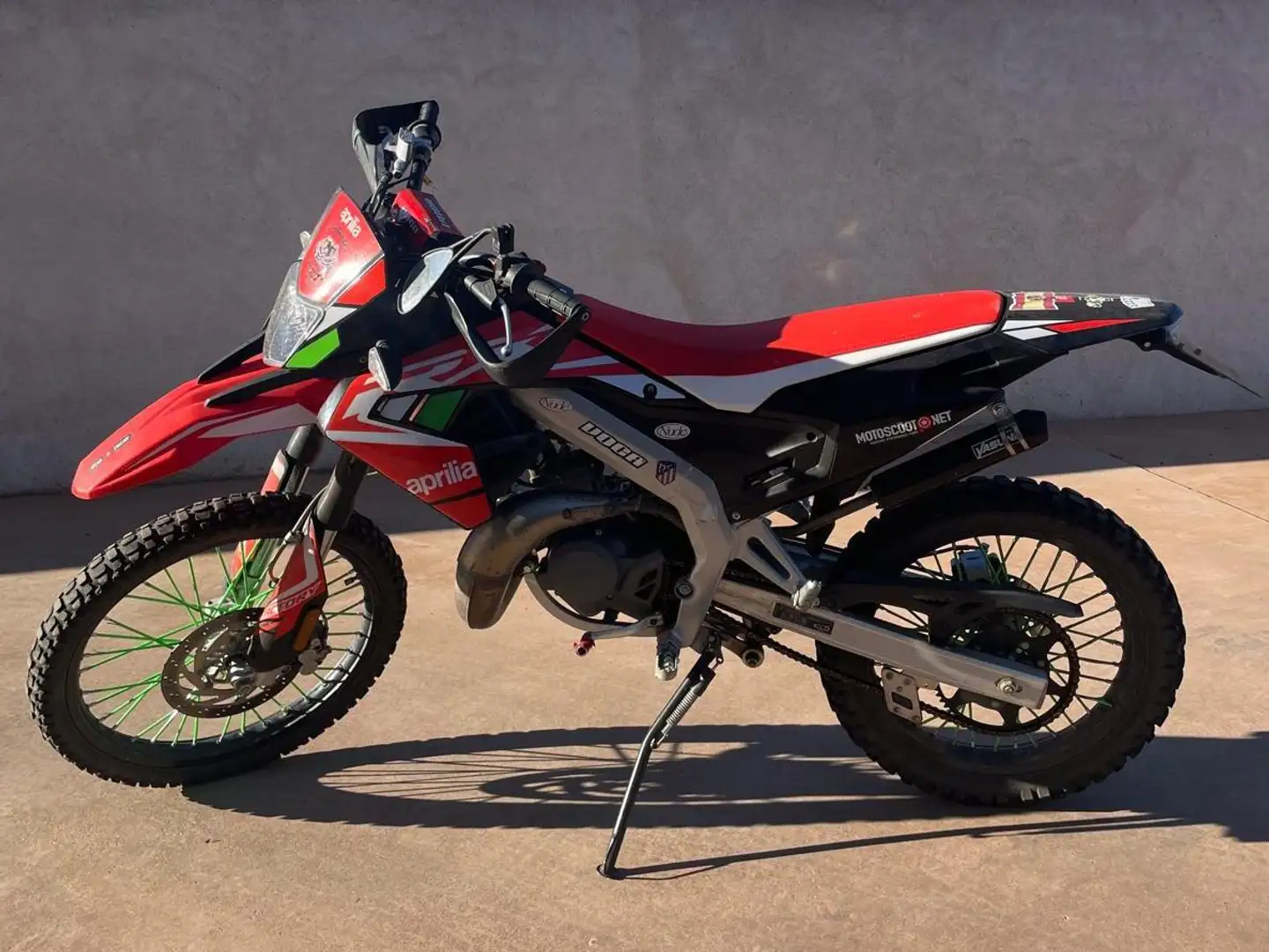 Aprilia RX 50 crvena - 1