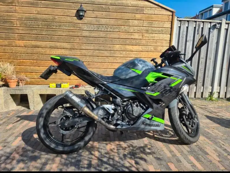 Kawasaki Ninja 400 - foto 3