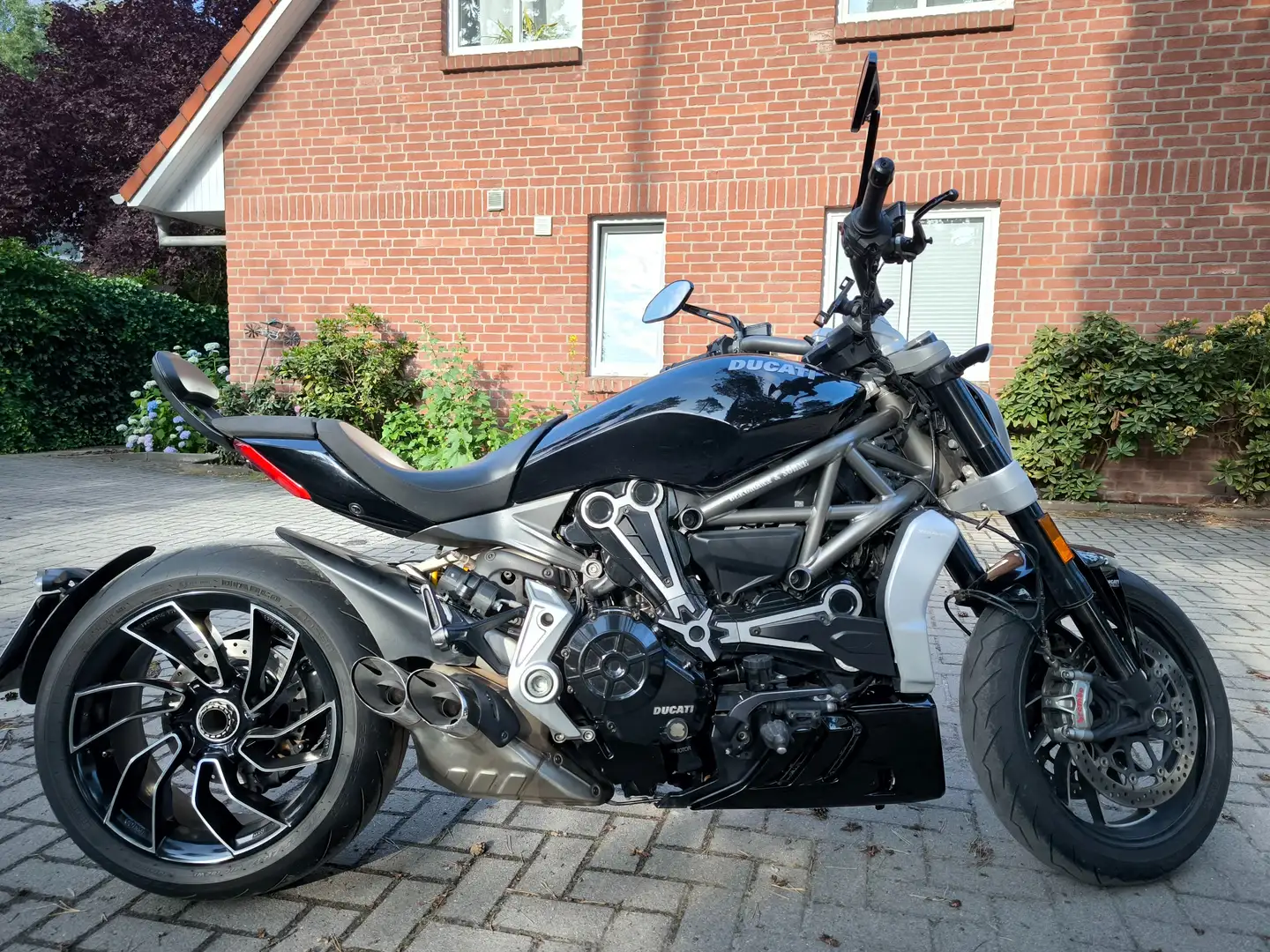 Ducati XDiavel XDiavel S Black - 1