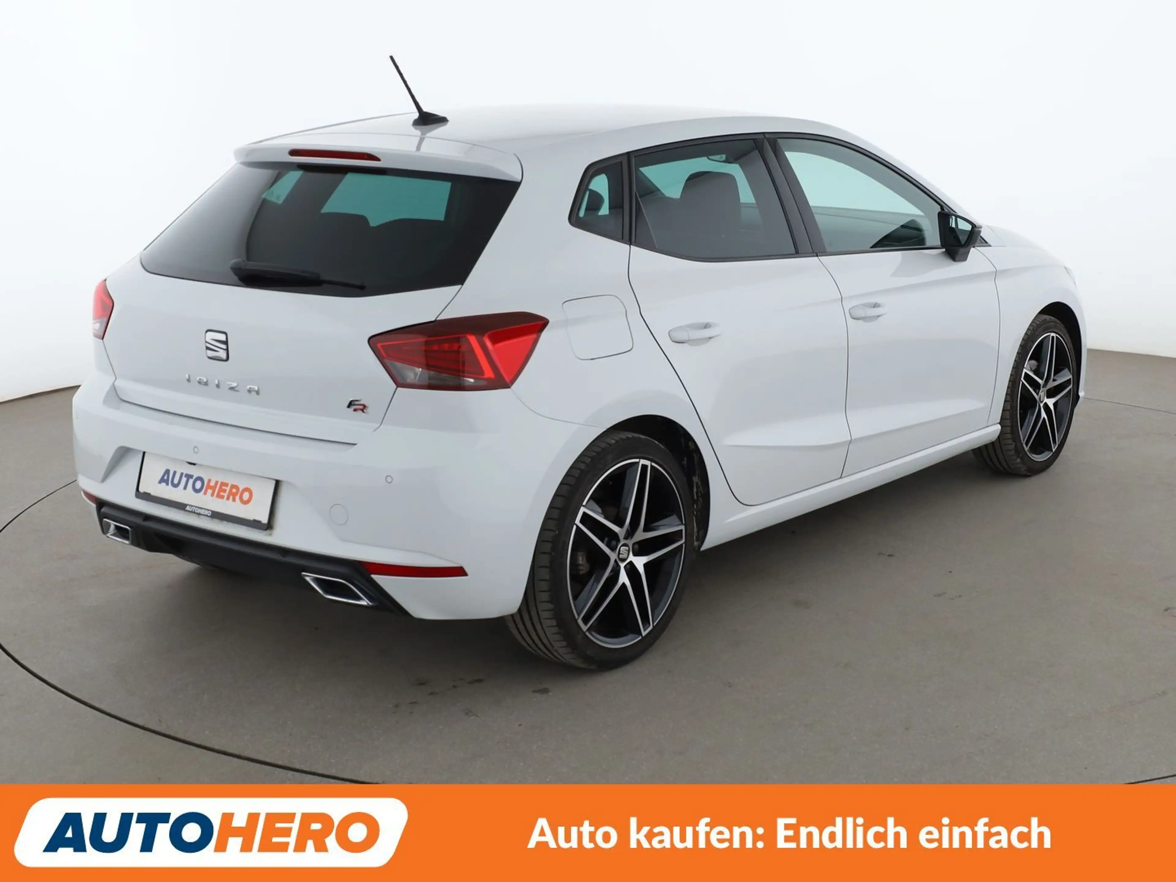 SEAT Ibiza 1.0 TSI FR*LED*NAVI*TEMPO*CAM*PDC*SHZ*KLIMA* — photo 6