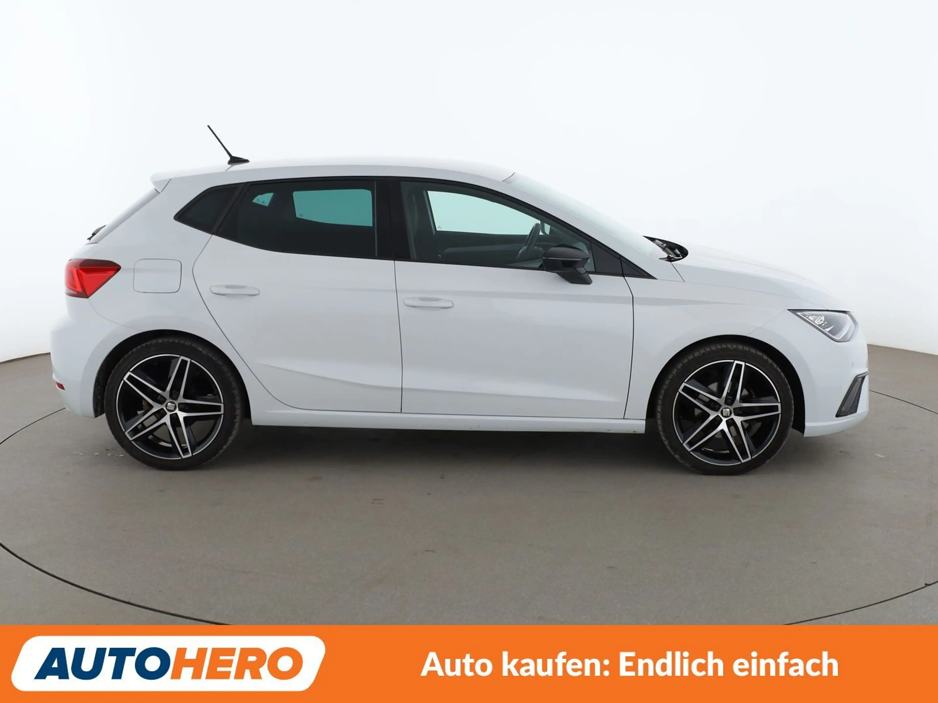 SEAT Ibiza 1.0 TSI FR*LED*NAVI*TEMPO*CAM*PDC*SHZ*KLIMA* — photo 7