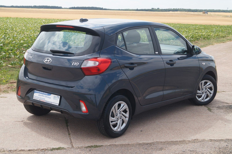 Hyundai i10 Select +Sitzhzg.+Bluetooth+PDC+ — photo 5