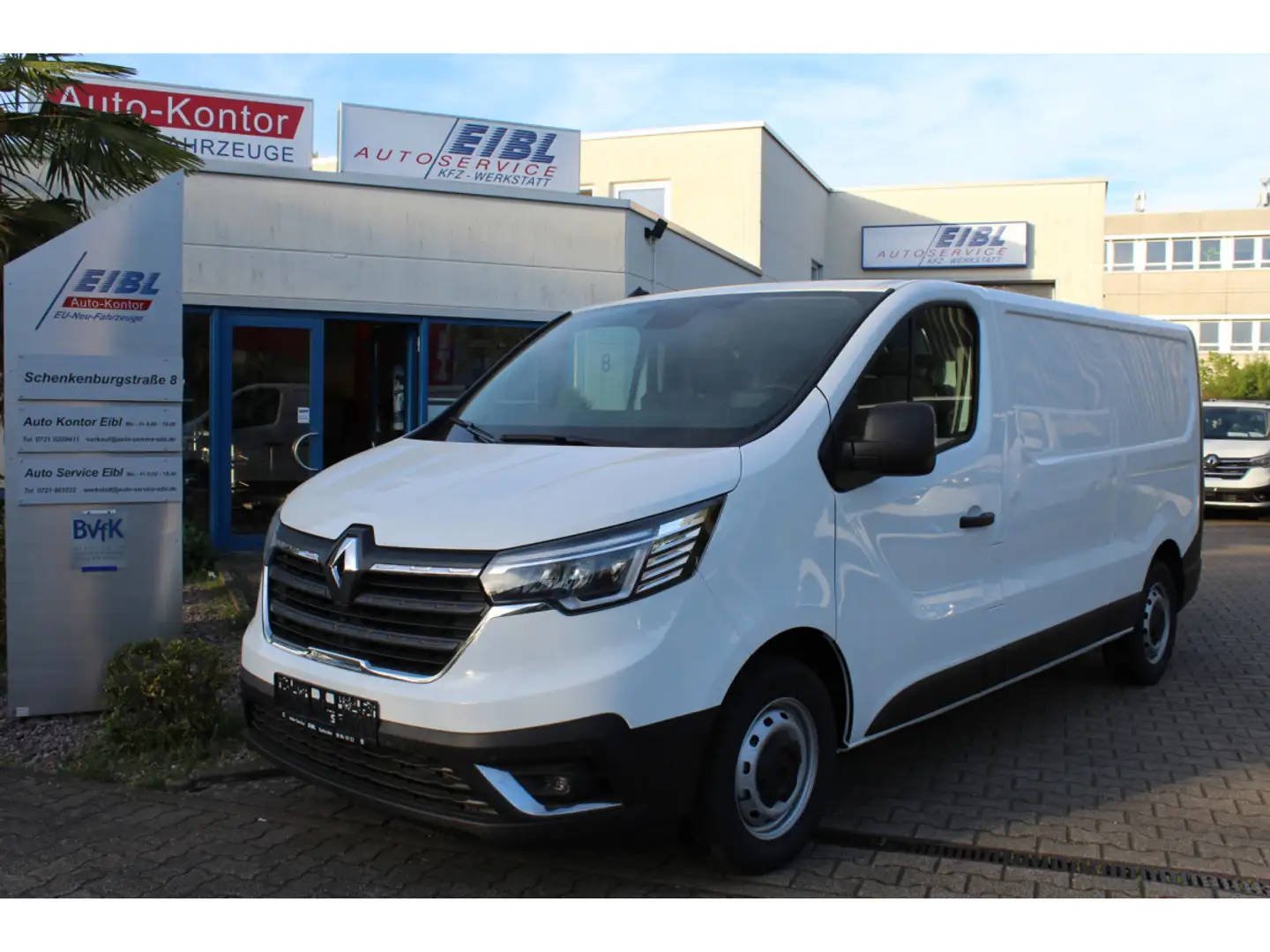 Renault Trafic 2.0 dCi 130 L2H1 AHK/4 Jahresreifen Weiß - 2
