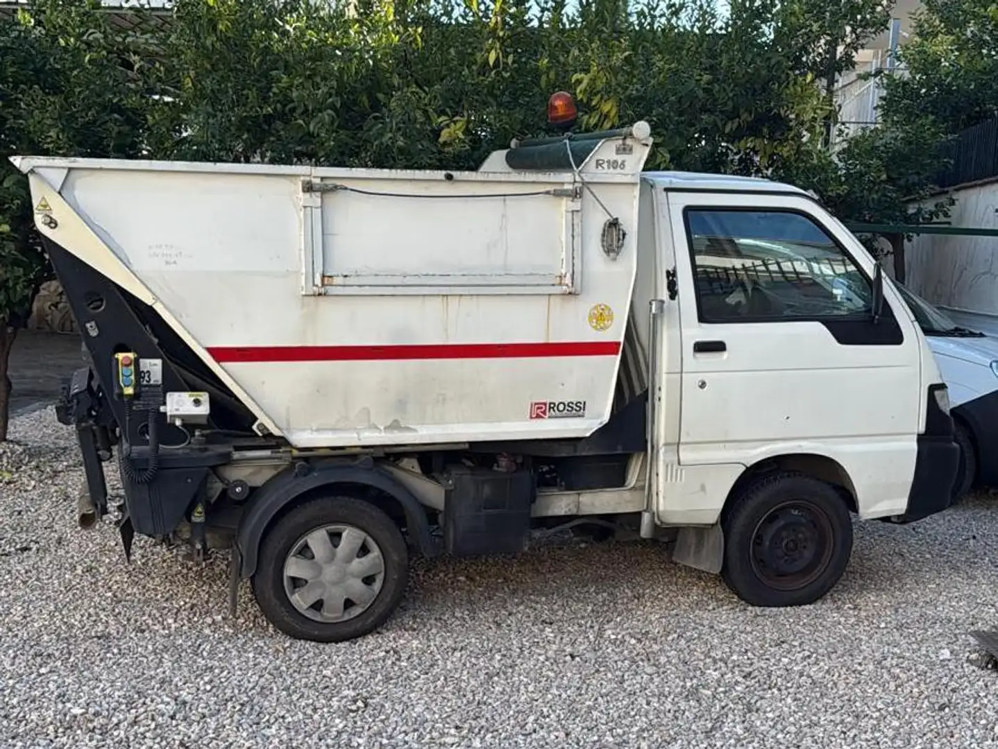 Piaggio Porter Piaggio Porter 1.3 trilaterale vasca ribaltabile Weiß - 2