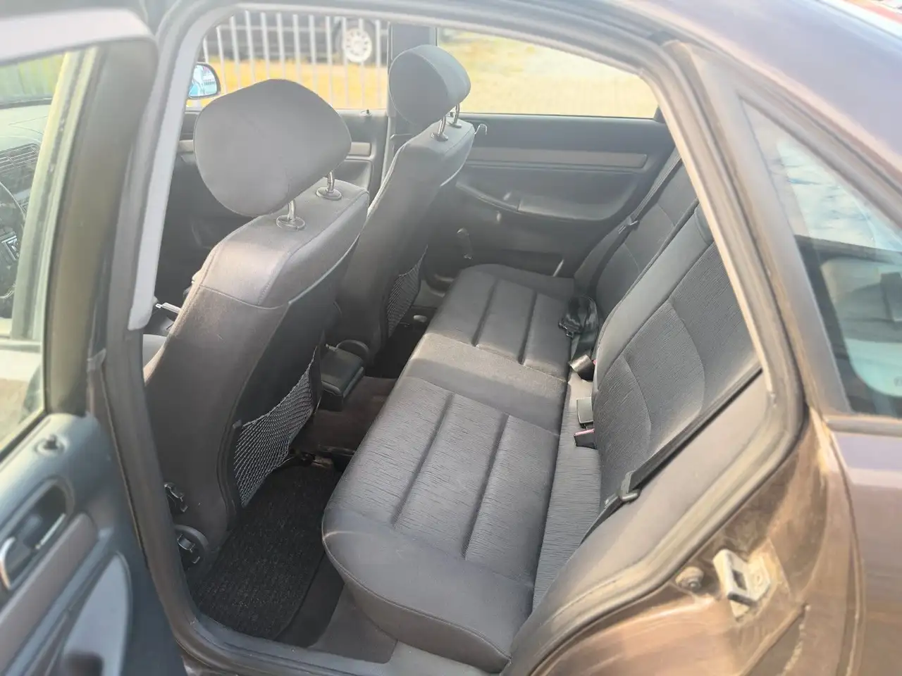 Audi A4 1.8 S Line Limousine, foto 10