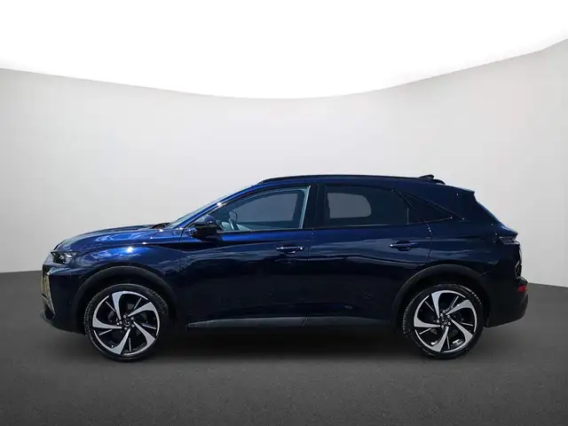 DS Automobiles DS 7 view 4
