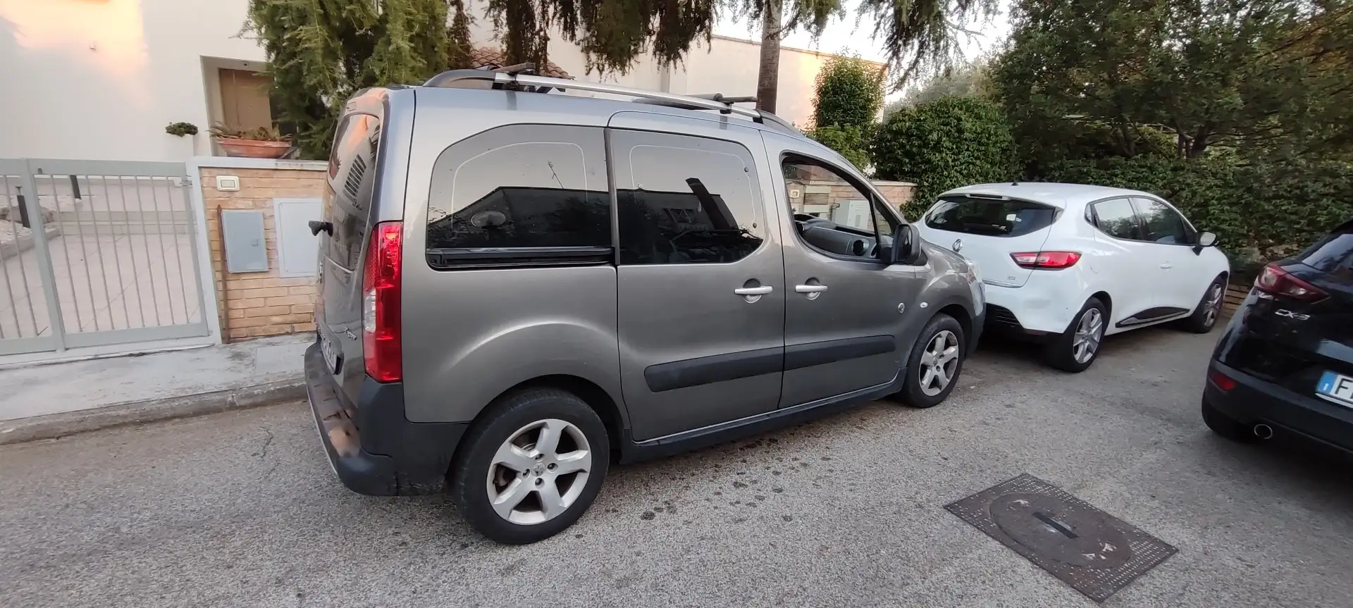 Peugeot Partner Tepee 1.6 hdi Outdoor 90cv - 2