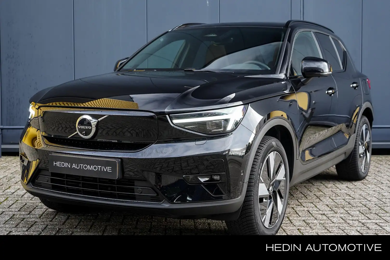 Volvo EX40 Single Motor Extended Range Ultra | Trekhaak | Led Zwart - 1