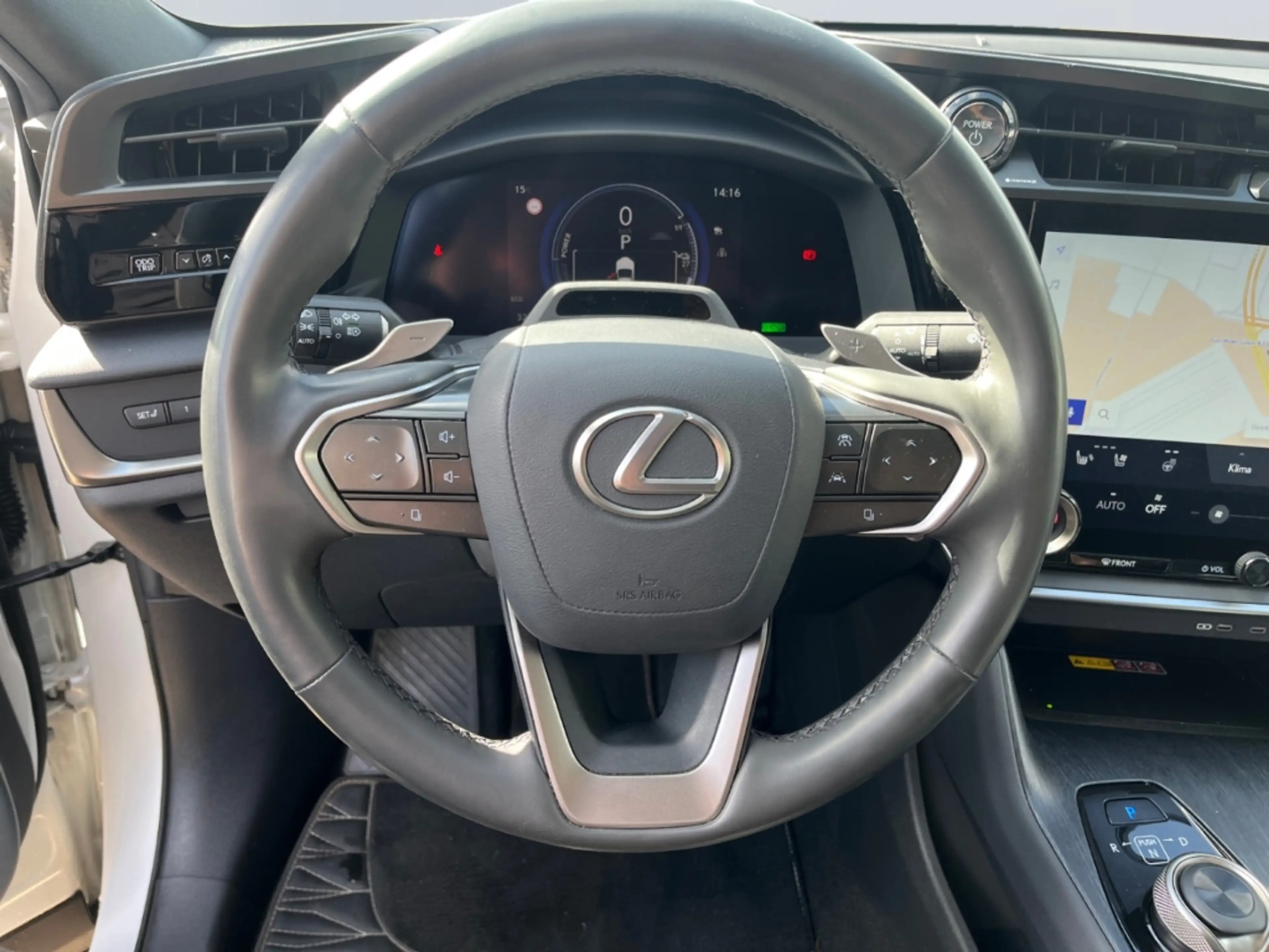 Lexus RZ 450e DIRECT4 *Technologie Paket*HUD*360°*Pano* — photo 12